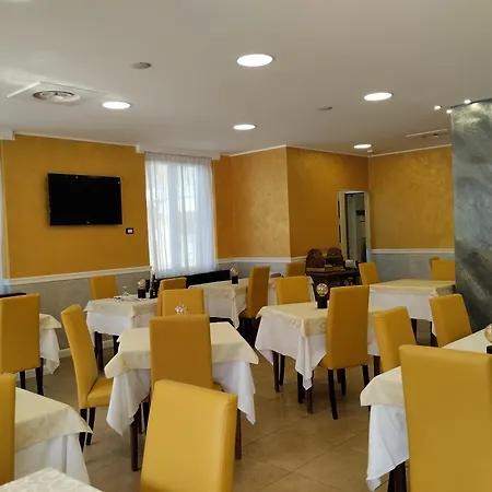 Tiffany Hotel
