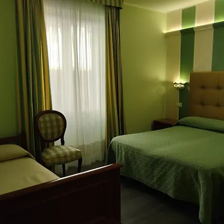 Hotel Tiffany Ceriale