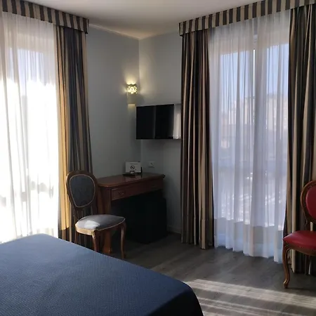 Hotel Tiffany 3*
