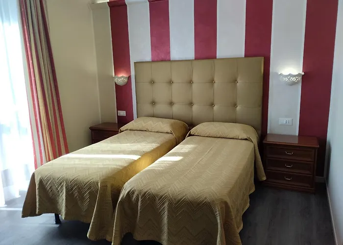 Hotel Tiffany Ceriale